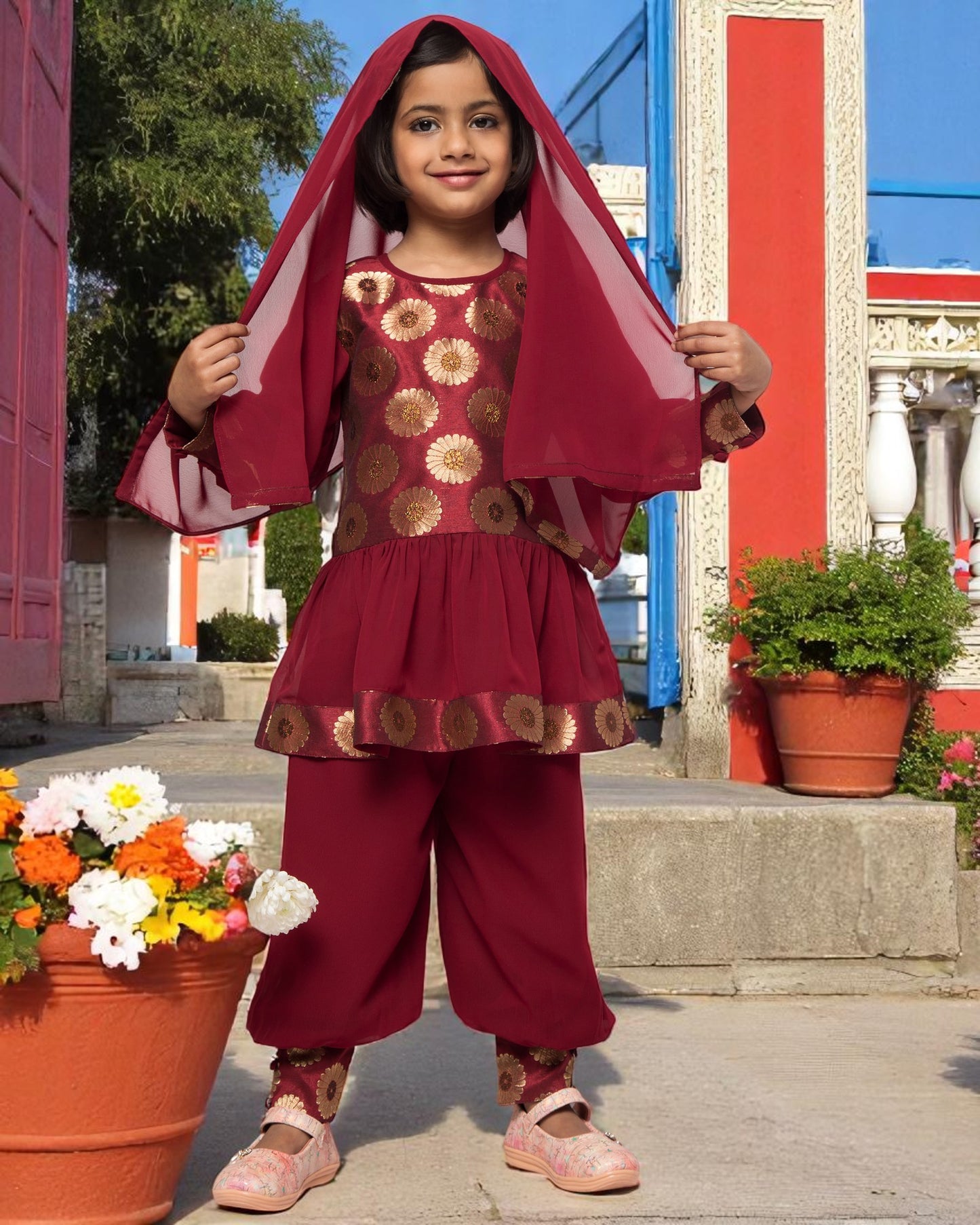Contemporary Elegance: Brocade & Georgette 3-Piece Set