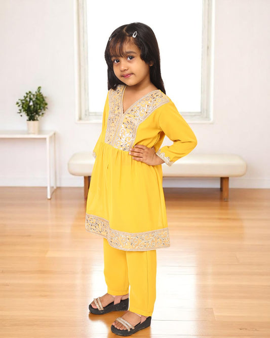 Elegant Three-Piece Georgette Suit for Girls