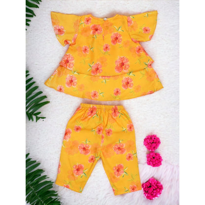 Baby Girl Two-PieceSet “Stylish Printed Cotton Blend Top with Calf-Length Pant