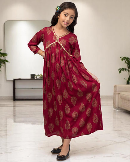 Graceful Printed Chiffon Long Dress for Girls with Umbrella Flare & V Neck