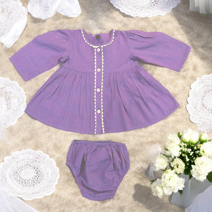 Elegant Two-Piece Baby Girl Set with Lacework in Pure Cotton